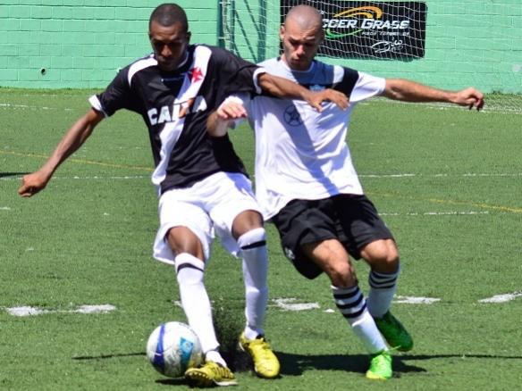 Vasco sofreu mas venceu o Resende de virada no CFZ