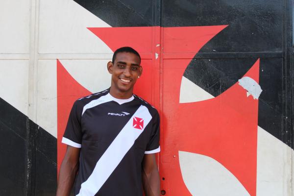 Renato chegou a pensar em parar de remar, mas hoje est confiante em um futuro vitorioso defendendo o Vasco.