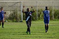 Thamires festeja terceiro gol do jogo