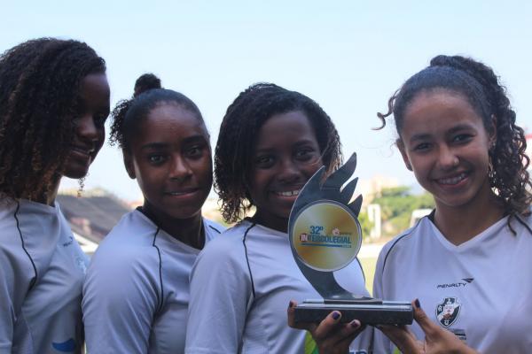Maria Vitria, Bruna dos Santos, Larissa Calazans e Sthela Rodrigues