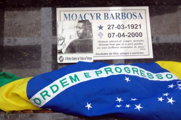 Tmulo de Barbosa em Praia Grande