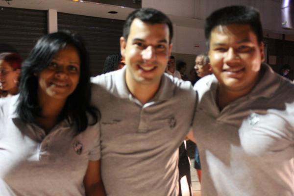 Comisso tcnica do Vasco em Goinia: Cristiane, Paulo Neves e Lu Toledo