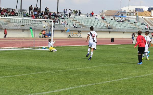 Essa foi uma das cenas mais vistas por quem acompanhou o jogo: bola dentro do gol.