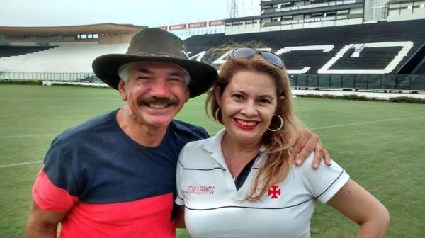 Jackson Antunes e Martha Tulio