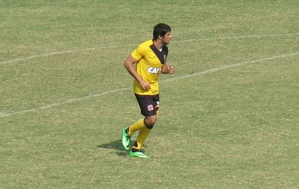 Com pouco tempo de So Janurio, Fabrcio virou titular do meio de campo do time do Vasco