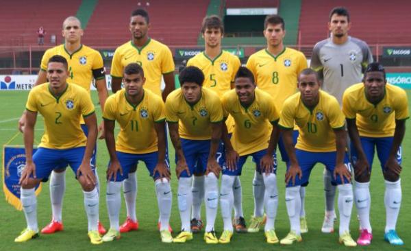 Thalles, com a camisa 9, na Seleo Brasileira Sub-21