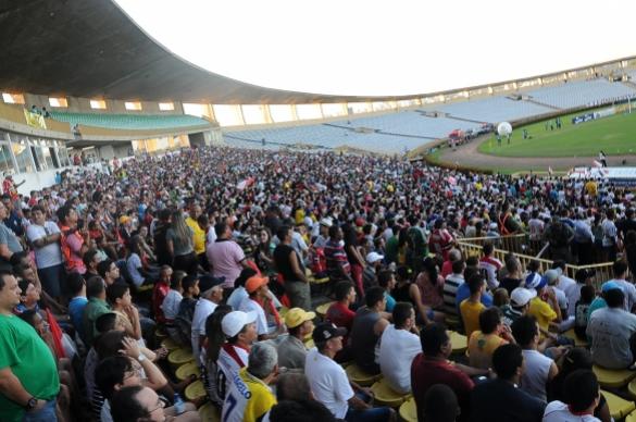 Pblico acompanhando River x Piau no Alberto, em Teresina