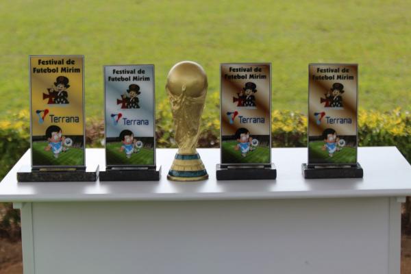 Taas do Festival Terrana de Futebol Mirim