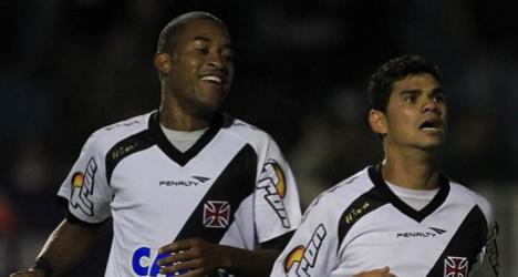 Tcnico do time de juniores do Vasco, Sorato tem recebido crticas