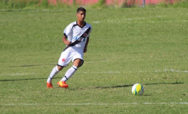 Meia Linnick  um dos destaques do Vasco na categoria Sub-15