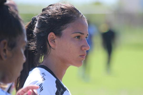 Vascana desde a barriga da me, Brenda  destaque do time sub-17