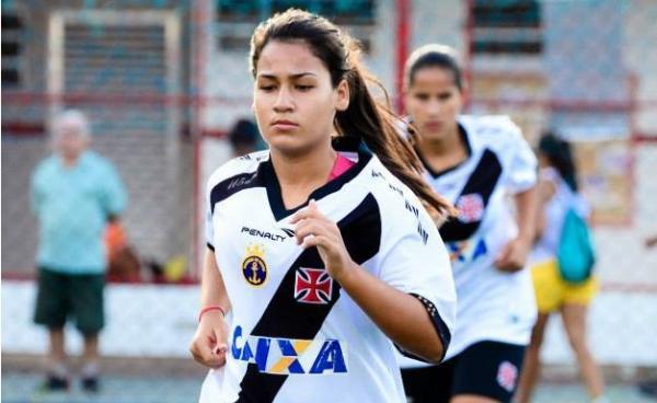 Brenda durante partida do Vasco na temporada de 2014