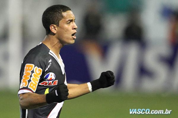 Romulo festeja ttulo da Copa do Brasil
