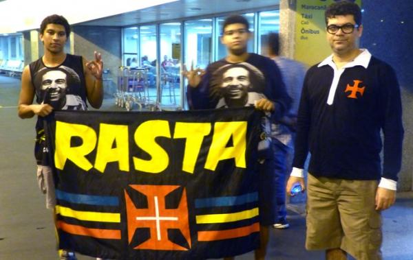 Torcedores esperaram por Kleber em vo