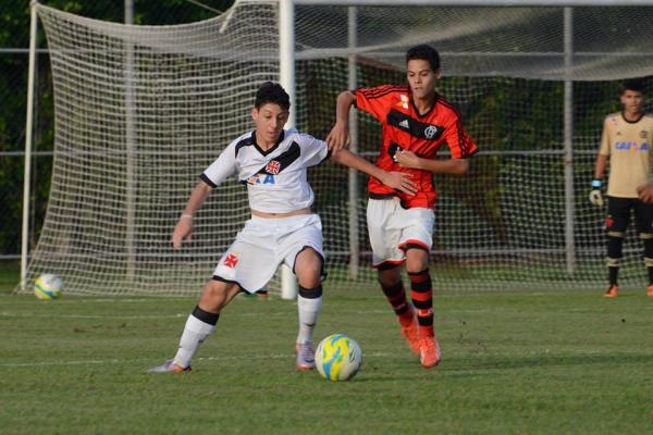 Roger Ribeiro marcou o gol do ttulo vascano