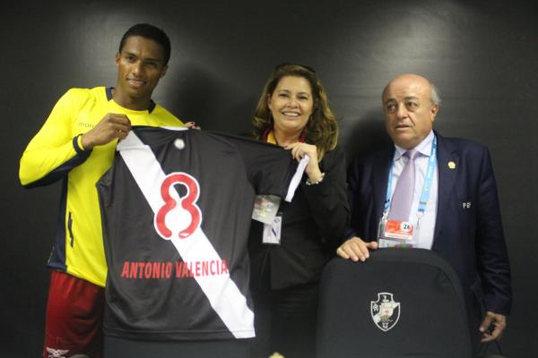 Antonio Valencia, Martha Tlio e Francisco Acosta Espinosa