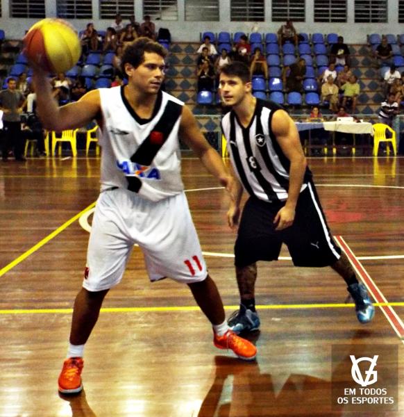 Marcellus fez nova grande partida contra o Botafogo, o ala-armador fez 16 pontos no jogo