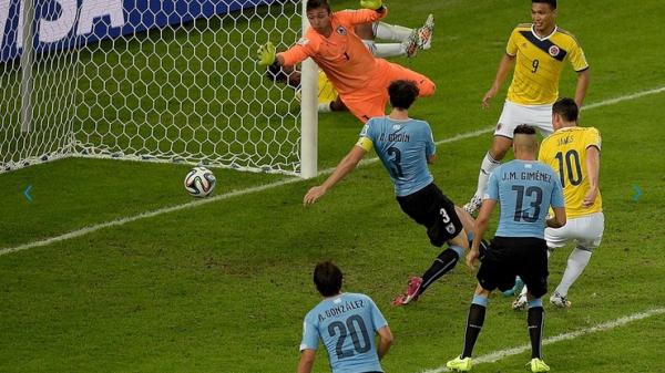 Momento do 2 gol da Colmbia