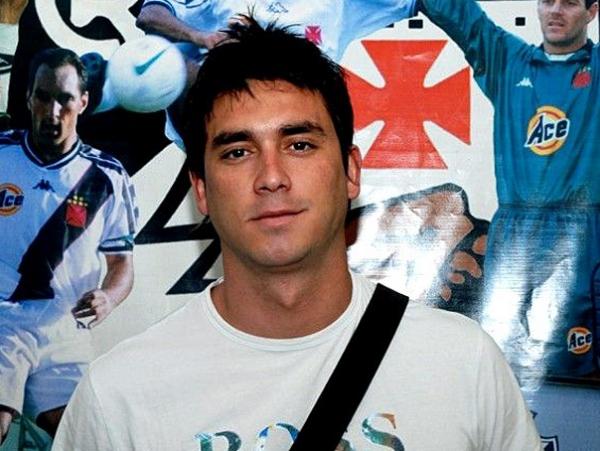 Pinilla passou pelo Vasco e em trs jogos no marcou gol