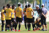 Jogadores com Ad�son Batista