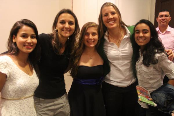 Brenda Farias, Juliana Cabral, Beatriz Garrido, Thas Picarti e Dborah Touguinh