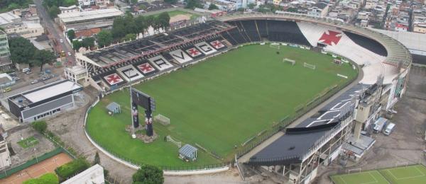 Ensaio. Vista area do Estdio de So Janurio, onde as selees de Alemanha e Argentina iro treinar neste sbado, antes da final da Copa do Mundo