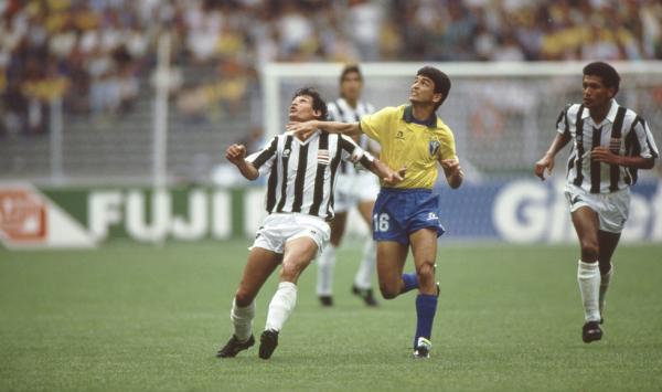 Bebeto em ao na Copa de 1990