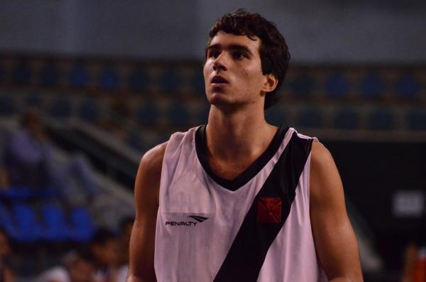 Cestinha do dia, Bernardo anotou 17 pontos