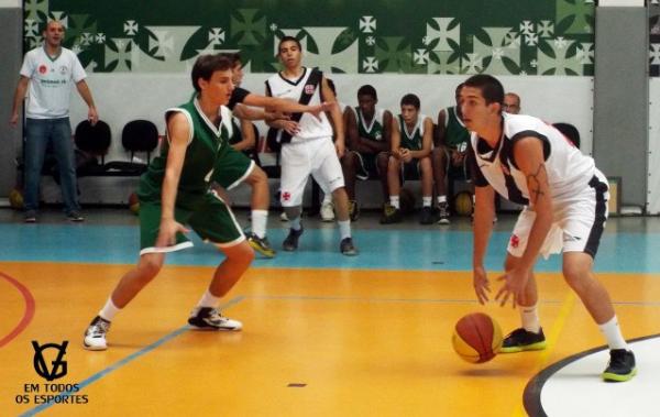 Ala Pedro Zordan tambm teve boa atuao na vitria sobre a ABEQT, em So Janurio