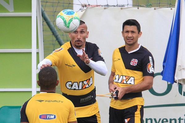 Guiazu e Aranda esto pendurados