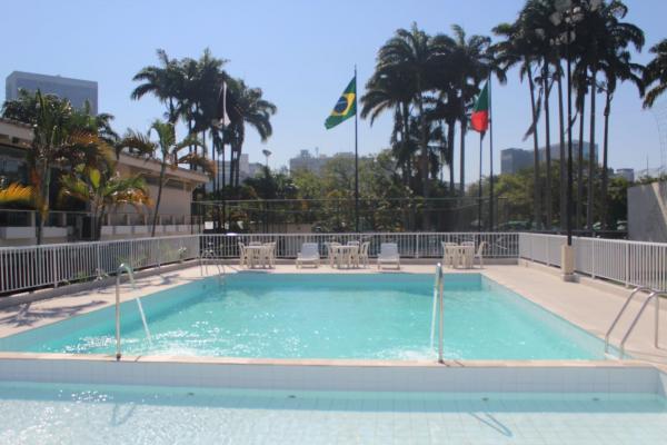 Vasco reinaugurou piscina da Sede Nutica do Calabouo