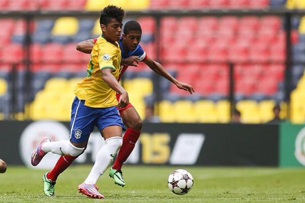 Evander Ferreira foi o artilheiro da Copa das Naes