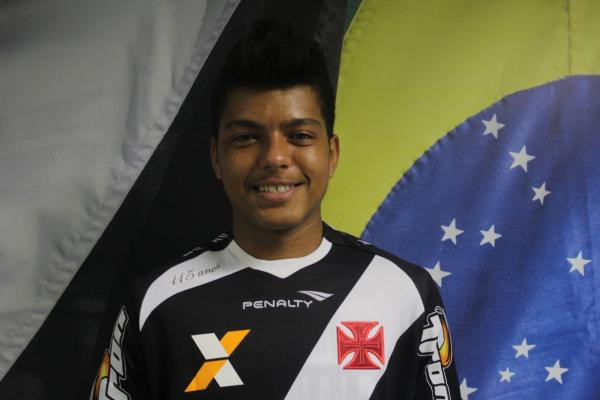 Destaque do juvenil, Evander  aposta do Vasco para o futuro