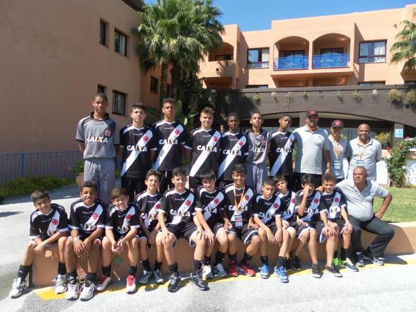 Equipe mirim do Vasco da Gama empatou com o Botafogo