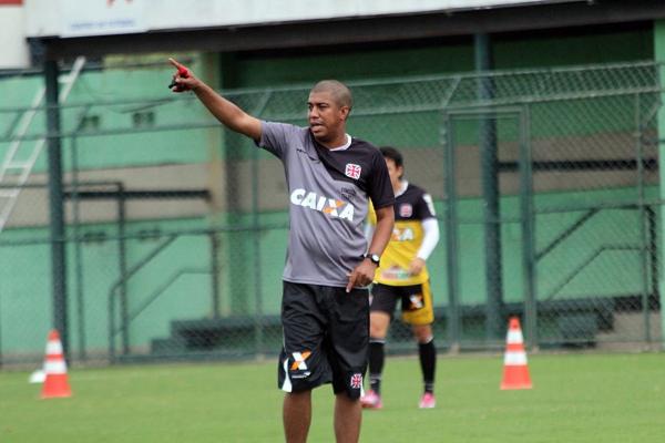 Auxiliar-tcnico Marcelo Salles