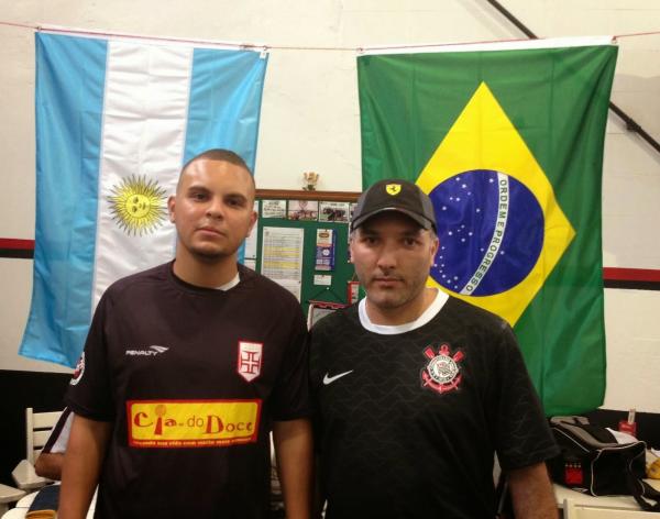 Thiago Penna com Alex Bahr, dois selecionveis.