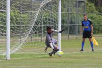Por pouco: Alexander quase defendeu um pnalti na deciso