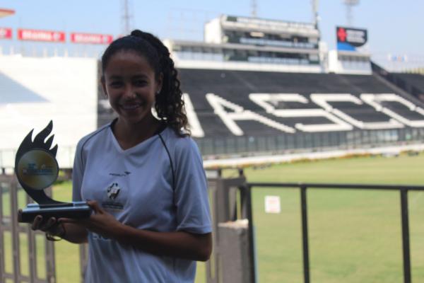 Sthella Rodrigues ser uma das representantes do Vasco