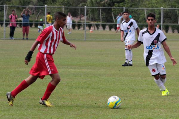Linnick tambm anotou um tento contra o alvirrubro