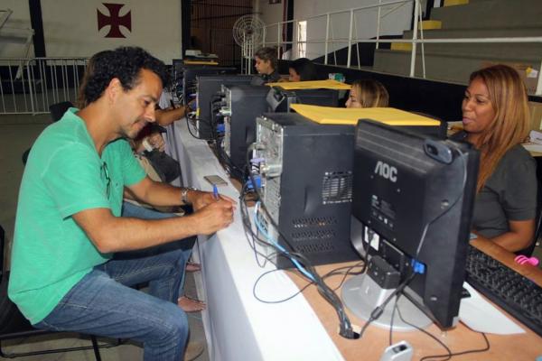 Marcos Palmeira realizou o seu recadastramento em So Janurio