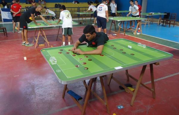 Rubinho estreou com vitria no equipes.Mais um que comea com o Vasco em 2015