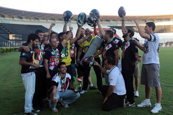 Jogadores entoaram o tradicional grito de Casaca