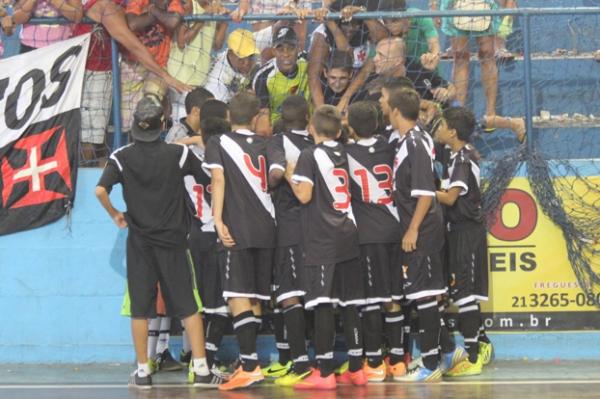 Sub-13 tambm deixou escapar o ttulo estadual