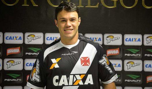 Em 19/06, Vasco apresentou Kleber Gladiador como reforo para o ataque