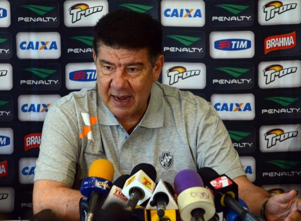 Em 05/09, Joel Santana foi anunciado como novo tcnico do Vasco, tendo como objetivo levar o clube de volta  Srie A