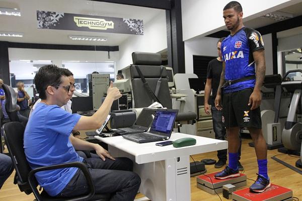 Jhon Cley tambm foi avaliado pela comisso tcnica