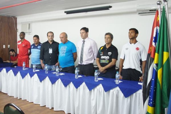 Rodney representou Vasco na cerimnia de abertura