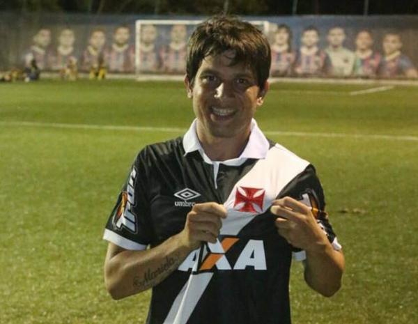 Ala Cabreva foi apresentado pelo Vasco