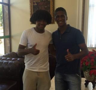 Barbio e Abuda se reencontraram na Chapecoense; dupla havia atuado no Vasco