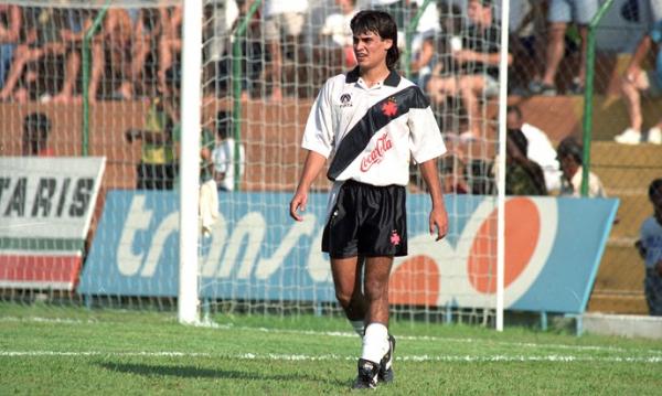 Ex-meia atuou no Vasco de 1991 a 1998 e depois retornou em 2005